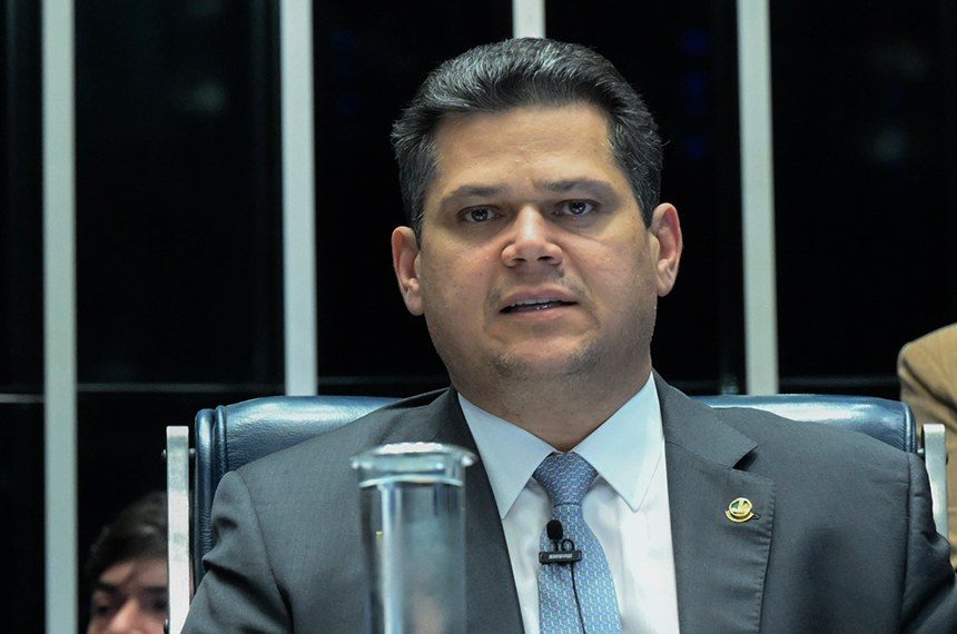 presidente-do-senado-teria-recebido-canetas-mounjaro-de-investigado-pela-pf;-entenda