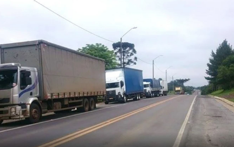 lider-lamenta-‘sabotagem’-apos-tentativa-de-greve-entre-caminhoneiros