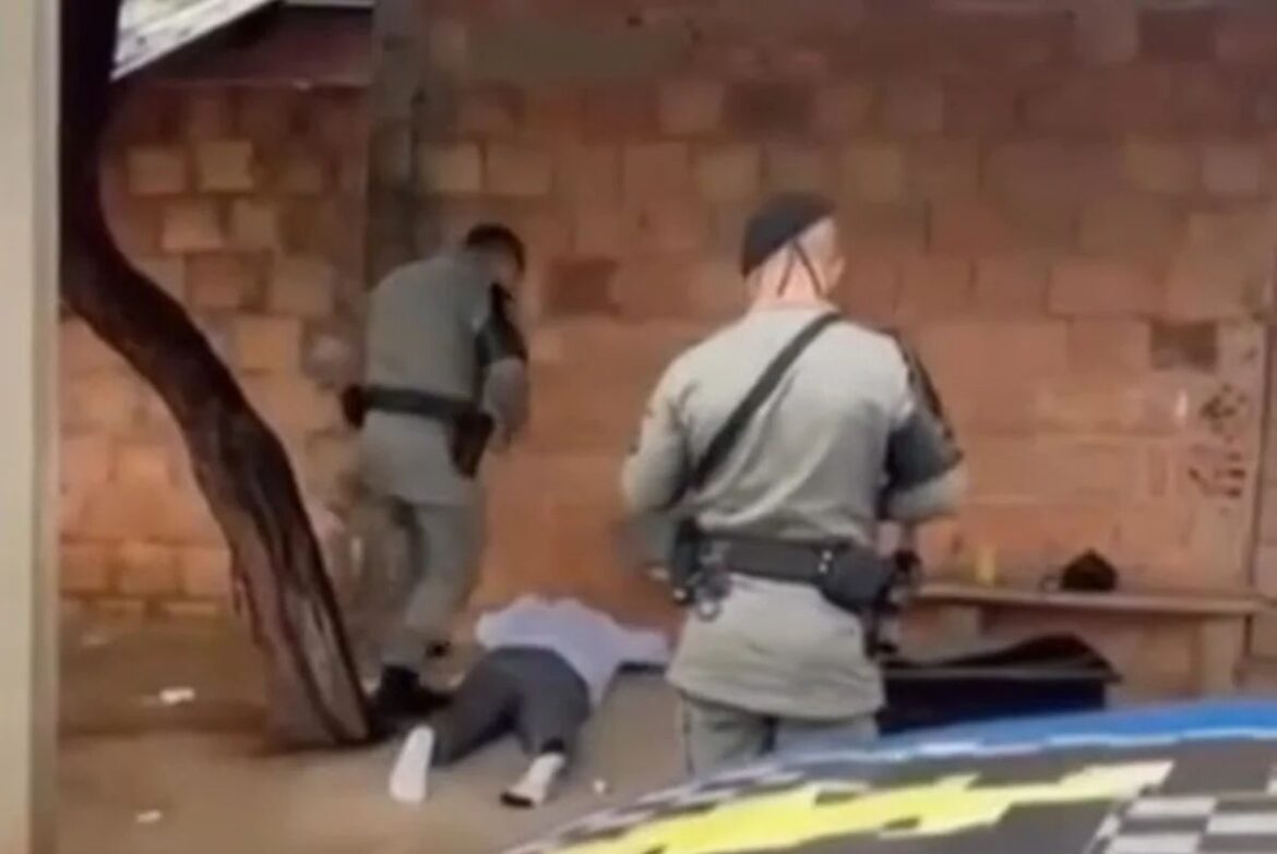 casal-e-agredido-com-barras-de-ferro-e-tem-casa-incendiada-por-caseiro