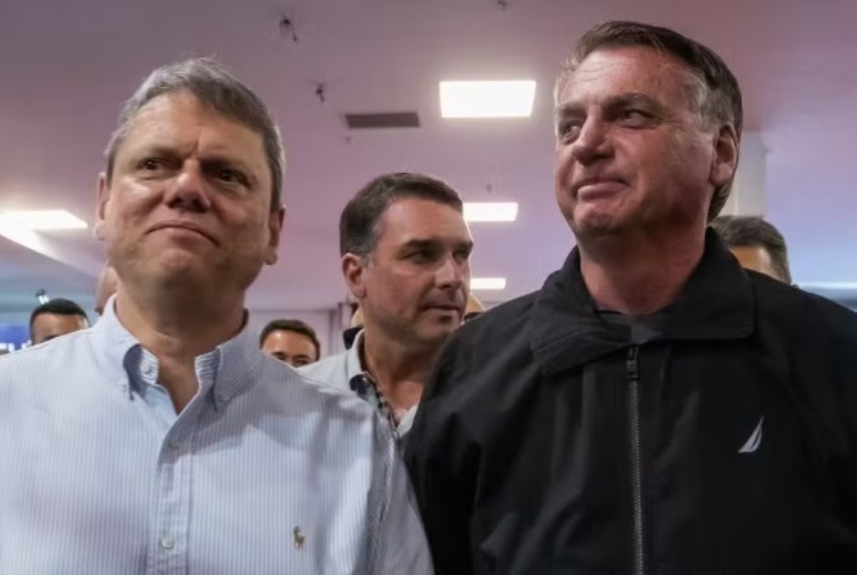por-que-bolsonaro-escolheu-flavio-no-lugar-de-tarcisio