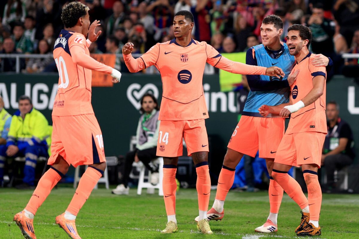 barcelona-vence-real-betis-pelo-campeonato-espanhol-em-jogo-com-8-gols