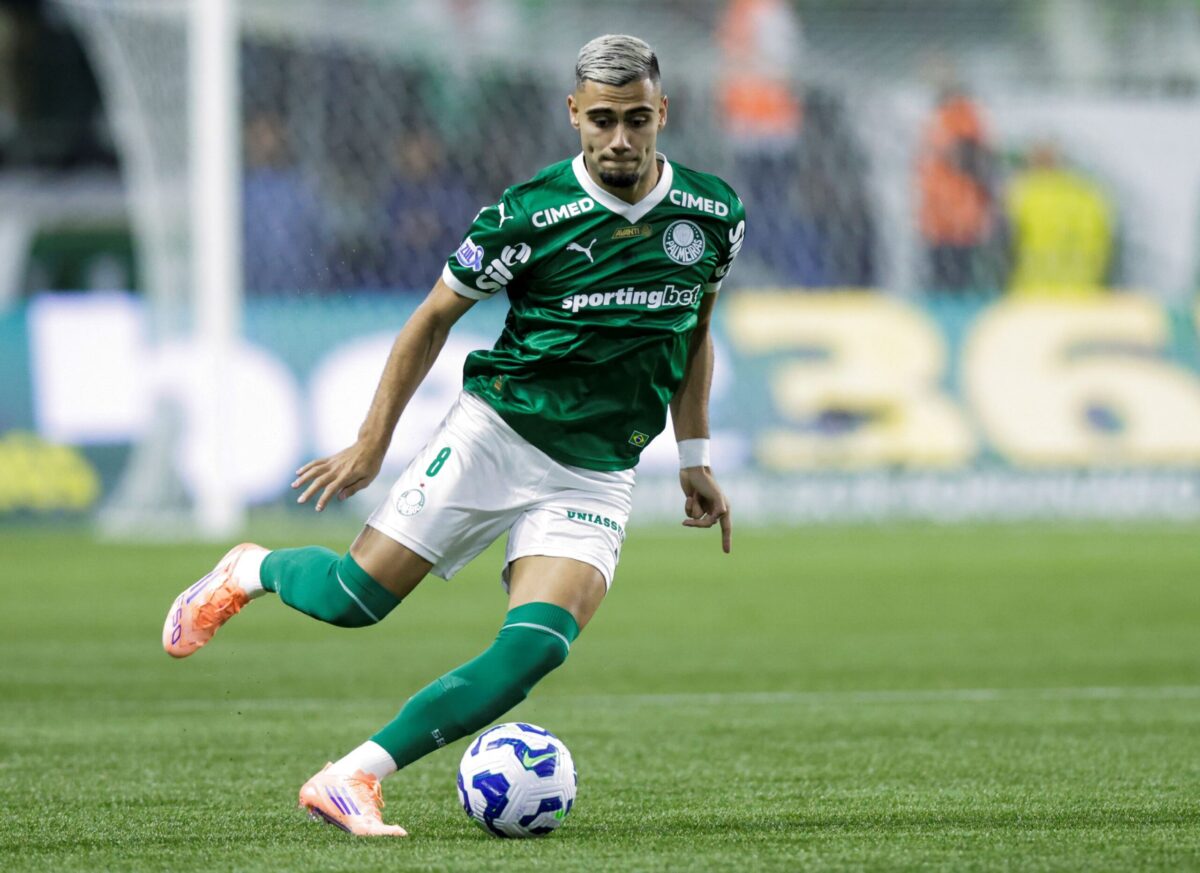 palmeiras-antecipa-as-ferias-de-quatro-jogadores-em-despedida-de-2025