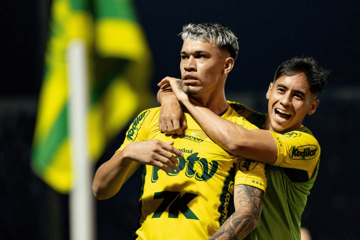 mirassol-sofre-tres-gols-em-casa-pela-primeira-vez-no-brasileirao