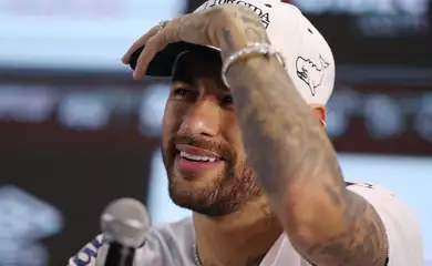 neymar-revela-se-permanecera-no-santos-em-2026