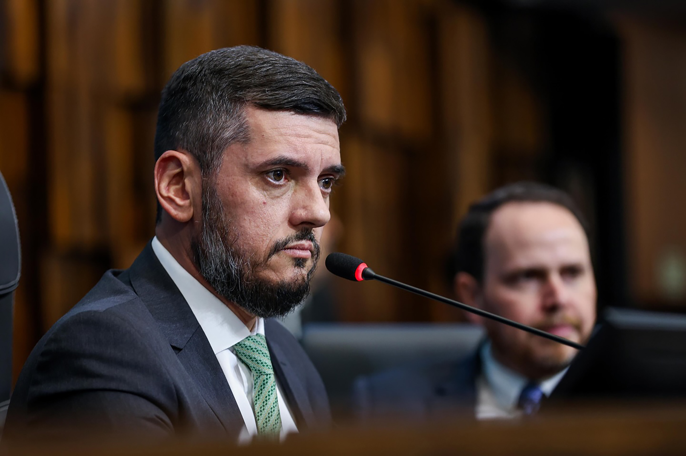 entenda-o-que-levou-a-prisao-de-bacellar,-presidente-da-alerj