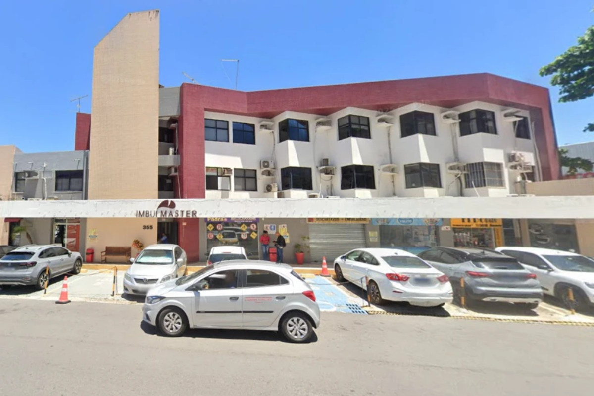 mulher-denuncia-estupro-dentro-de-shopping-em-salvador