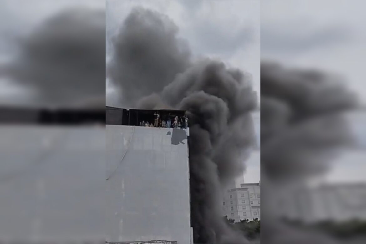 incendio-atinge-predio-na-indonesia-e-deixa-ao-menos-20-mortos