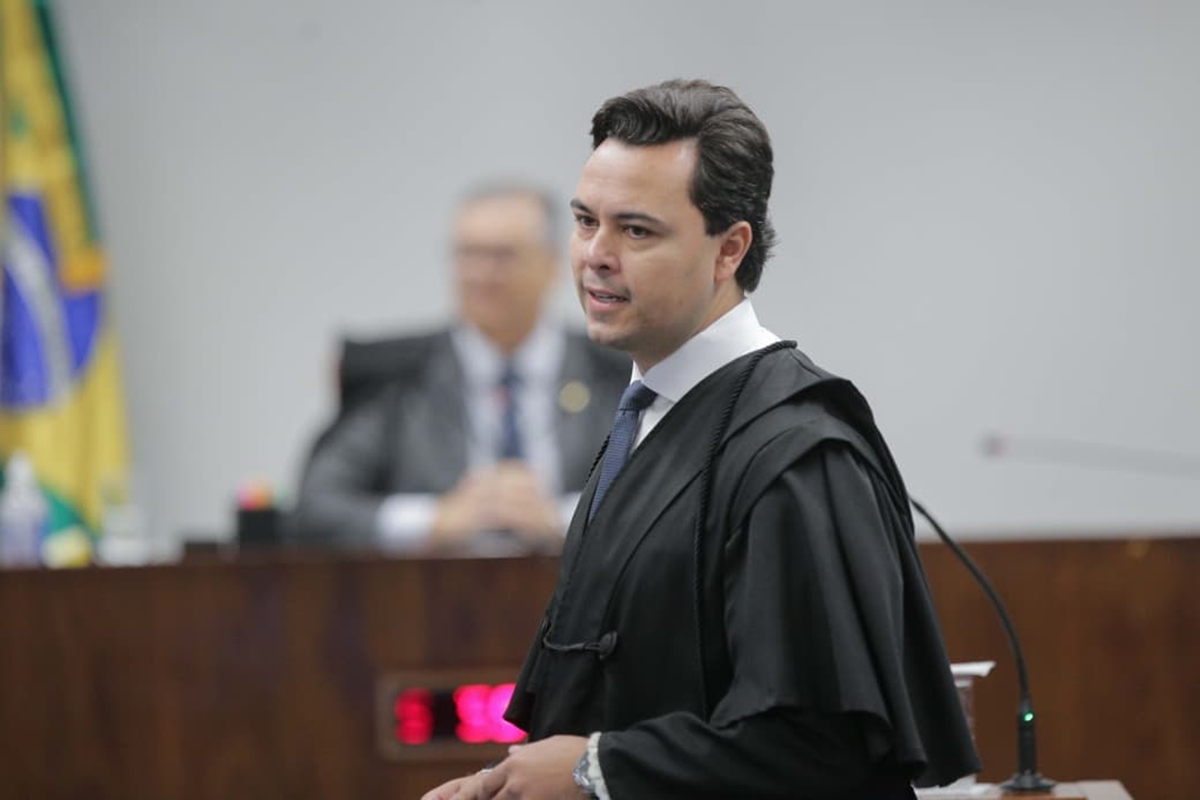 “o-verdadeiro-golpista-se-chama-cid”,-diz-advogado-de-filipe-martins