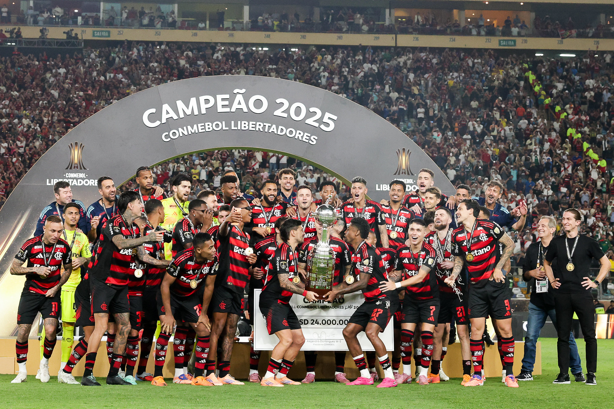 Cruz Azul-MEX x Flamengo – Onde assistir, escalações e arbitragem da estreia do Mengão no Intercontinental