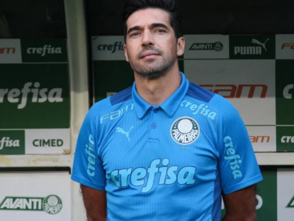 abel-ferreira-renova-ate-2027-e-amplia-ciclo-mais-longevo-da-historia-do-palmeiras