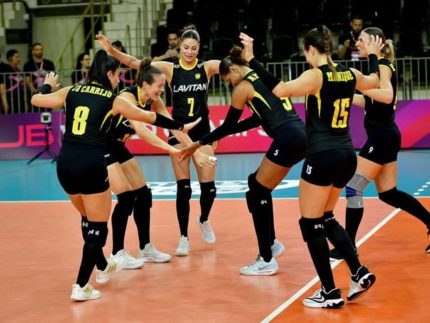 praia-clube-atropela-orlando-e-segue-100%-no-mundial-de-clubes-de-volei-feminino