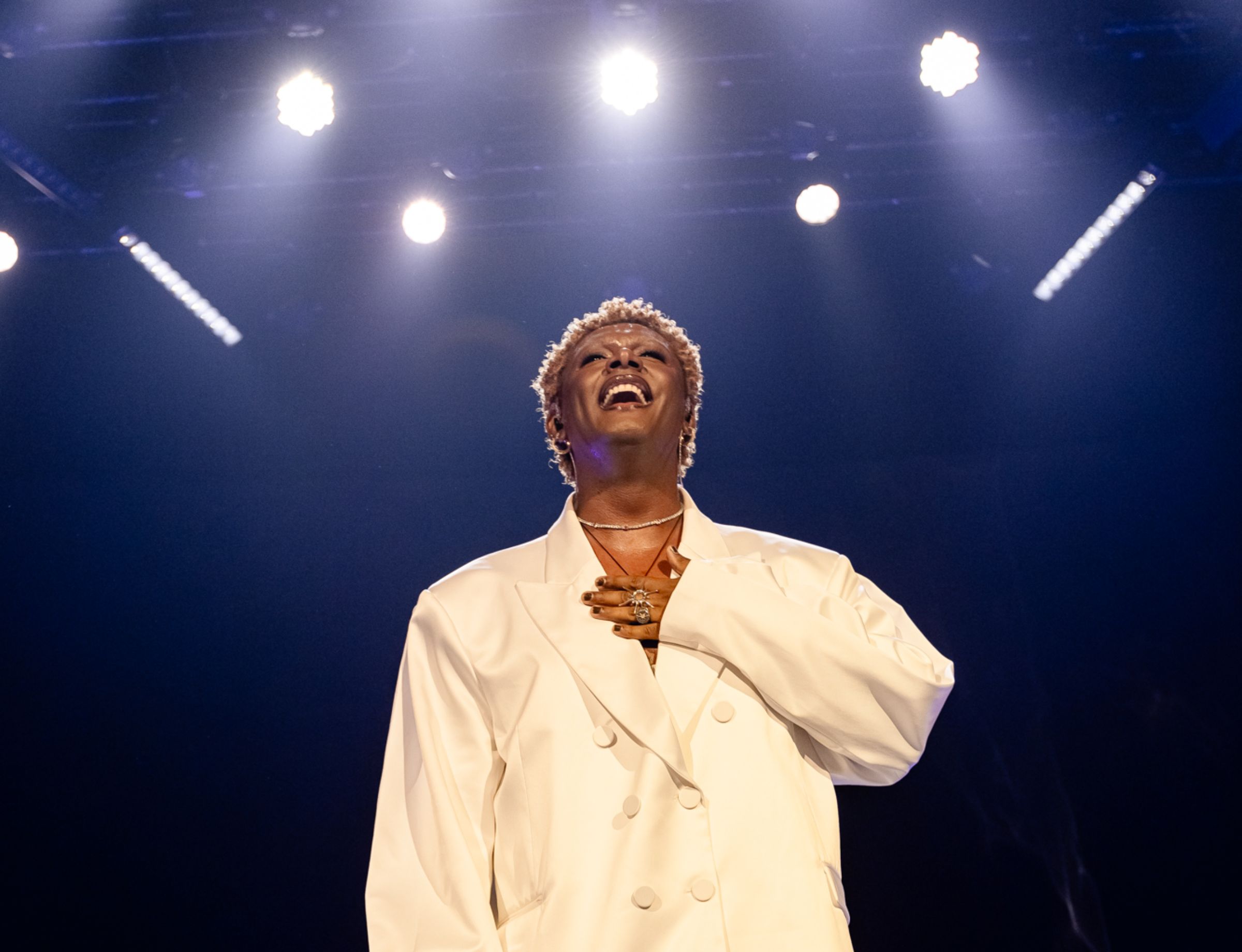 candomble-e-baile-do-carmo:-saiba-mais-do-lado-espiritual-de-liniker