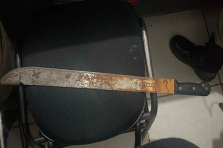 Padre chama meninas de ‘lindas’ e é atacado com facão pelo pai das garotas