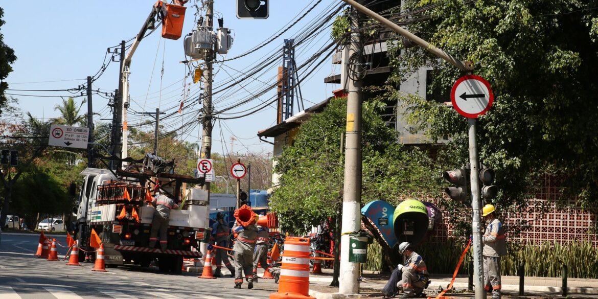 justica-manda-enel-restabelecer-energia-eletrica-em-sp-em-12-horas