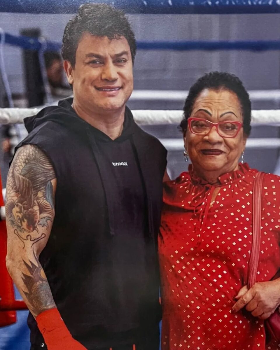 popo-confirma-morte-de-mae:-‘descanse-em-paz-maezinha’