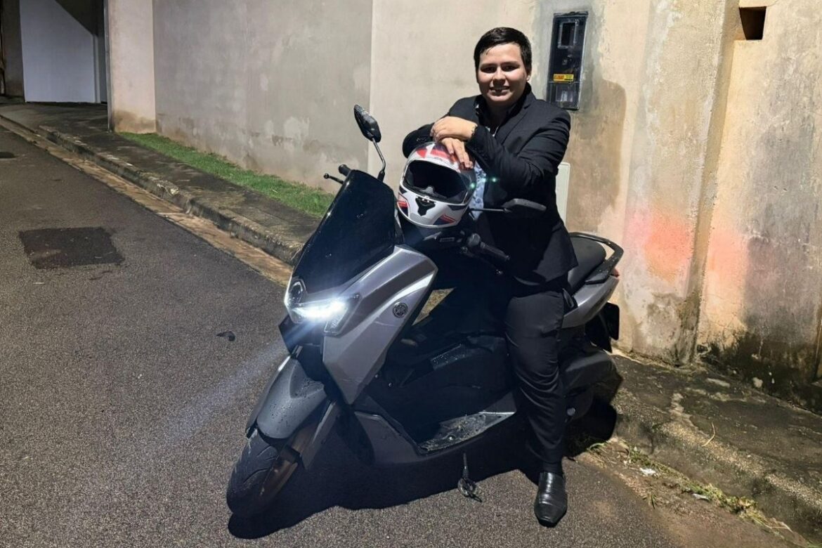 cnh:-paulista-e-1o-a-fazer-exame-teorico-em-novo-modelo-de-habilitacao