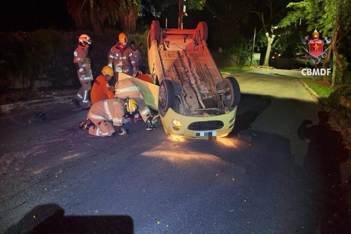 motorista-capota-carro-e-fica-preso-as-ferragens-em-area-nobre-do-df