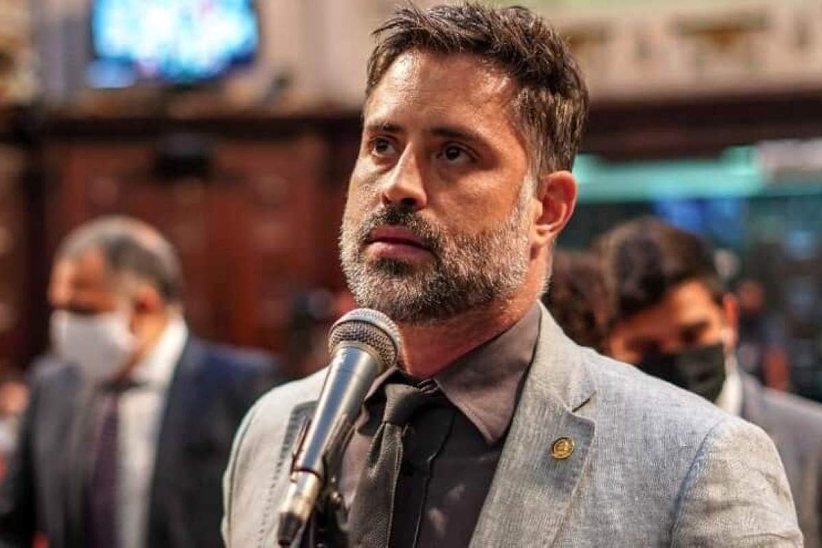 ex-deputado-e-acusado-de-estupro-e-lesao-corporal