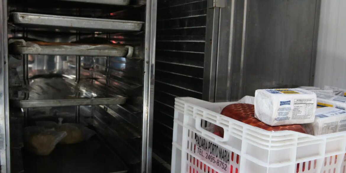 bares,-hoteis-e-restaurantes-sofrem-graves-perdas-com-apagao-em-sp