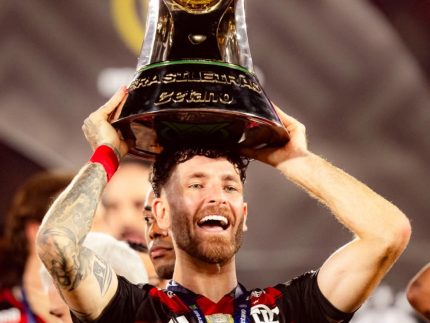 Mesmo com gatonet, Premiere fez o futebol da Globo se superar em 2025