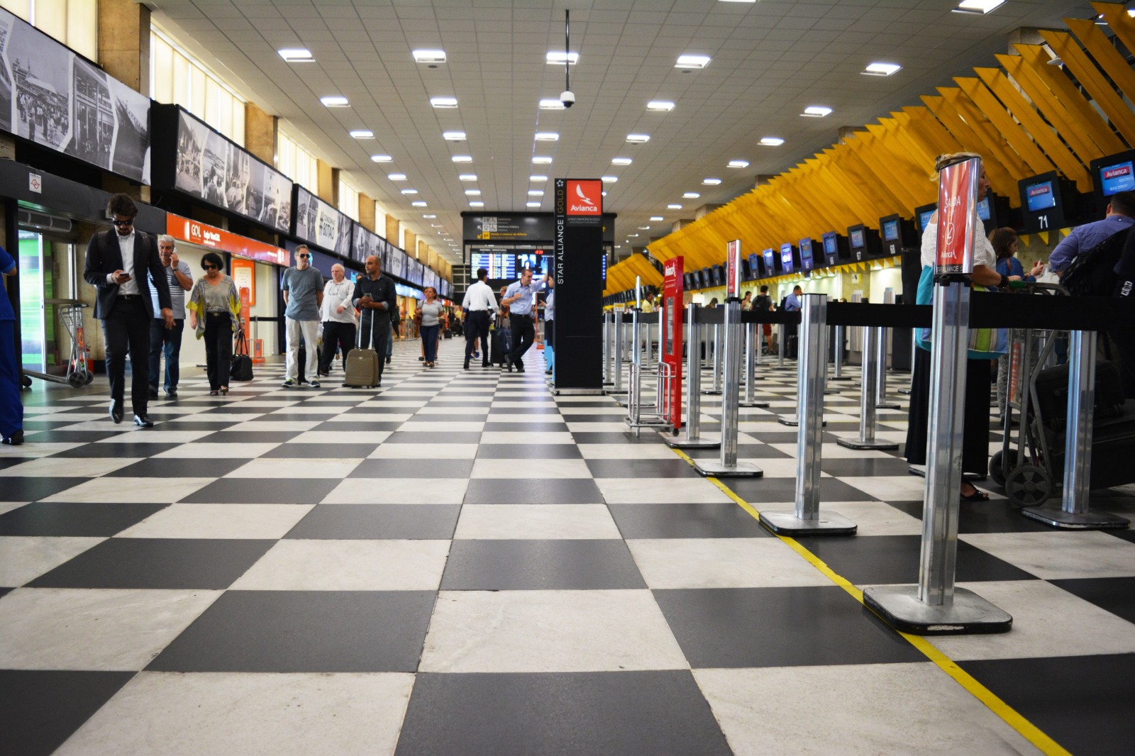 Mau tempo provoca cancelamentos e transtornos no Aeroporto de Congonhas
