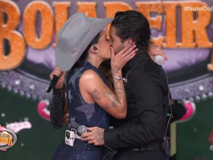 apos-beijo-no-palco,-pai-de-ana-castela-da-“bronca”-em-ze-felipe-em-especial-de-natal