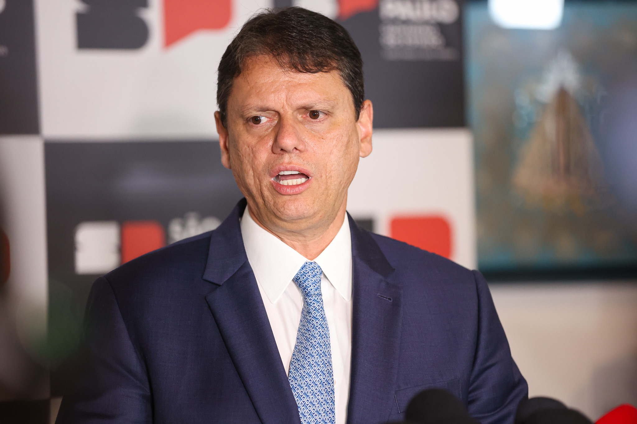 Real Time: Tarcísio figura como principal ameaça a Lula em 2026
