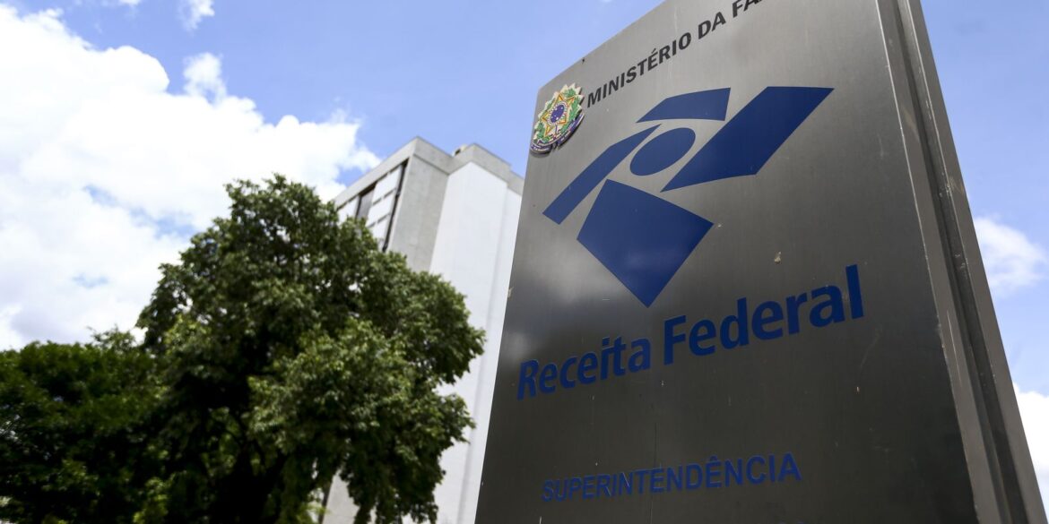 arrecadacao-federal-bate-recorde-de-r$-226,75-bilhoes-em-novembro