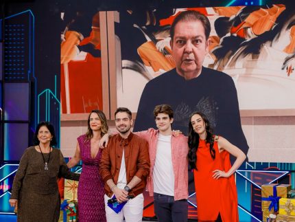 opiniao:-joao-silva-entrega-um-programa-leve,-familiar-e-cheio-de-afeto