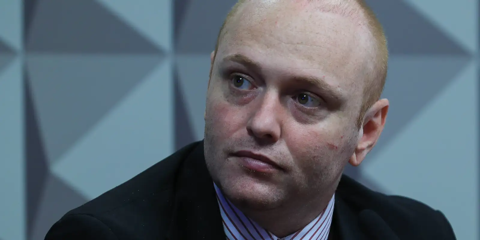 pgr-e-favor-de-progressao-de-regime-ao-hacker-walter-delgatti