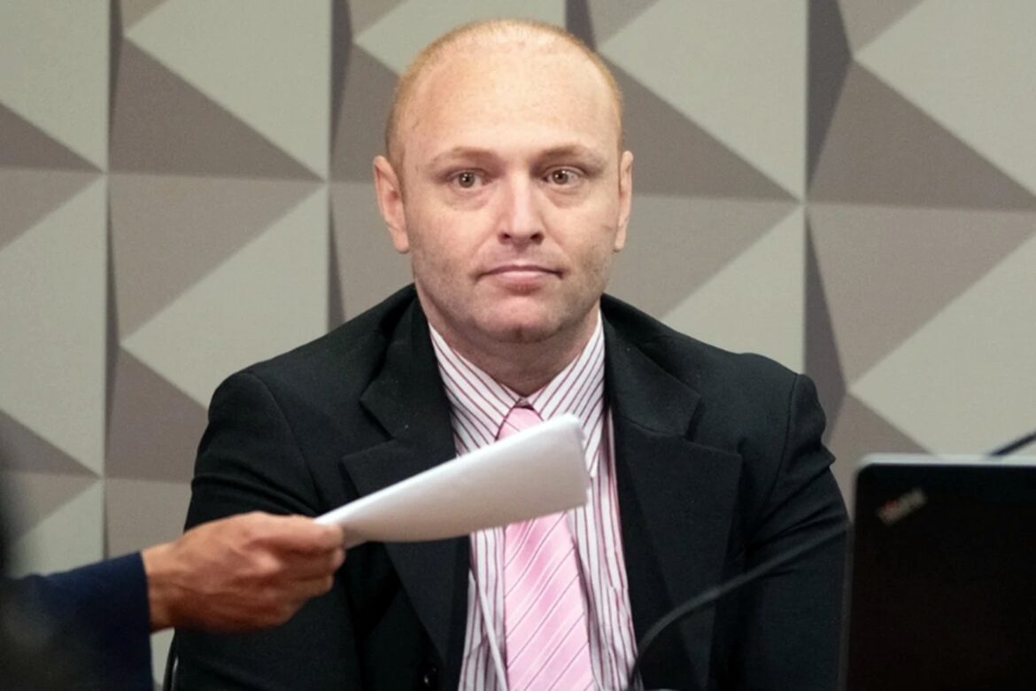 pgr-se-manifesta-a-favor-de-semiaberto-para-o-hacker-walter-delgatti