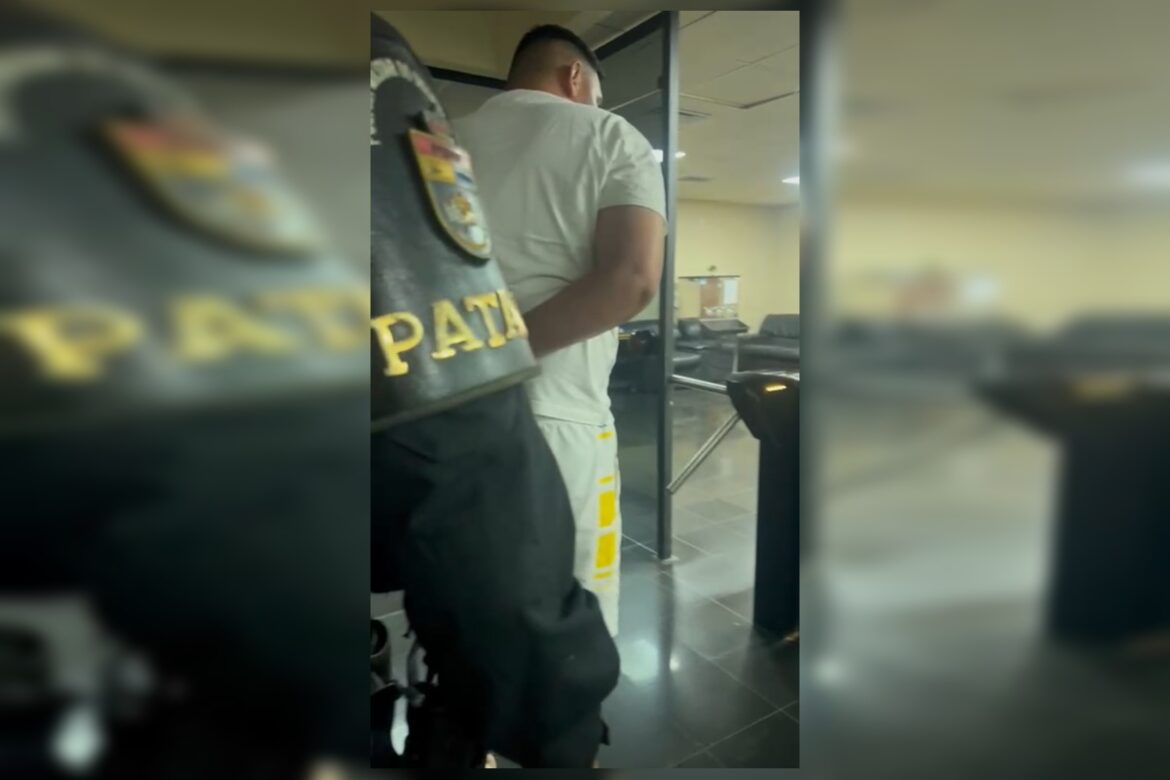 assista-ao-momento-em-que-o-“rei-do-skunk”-e-preso-pela-policia-no-df