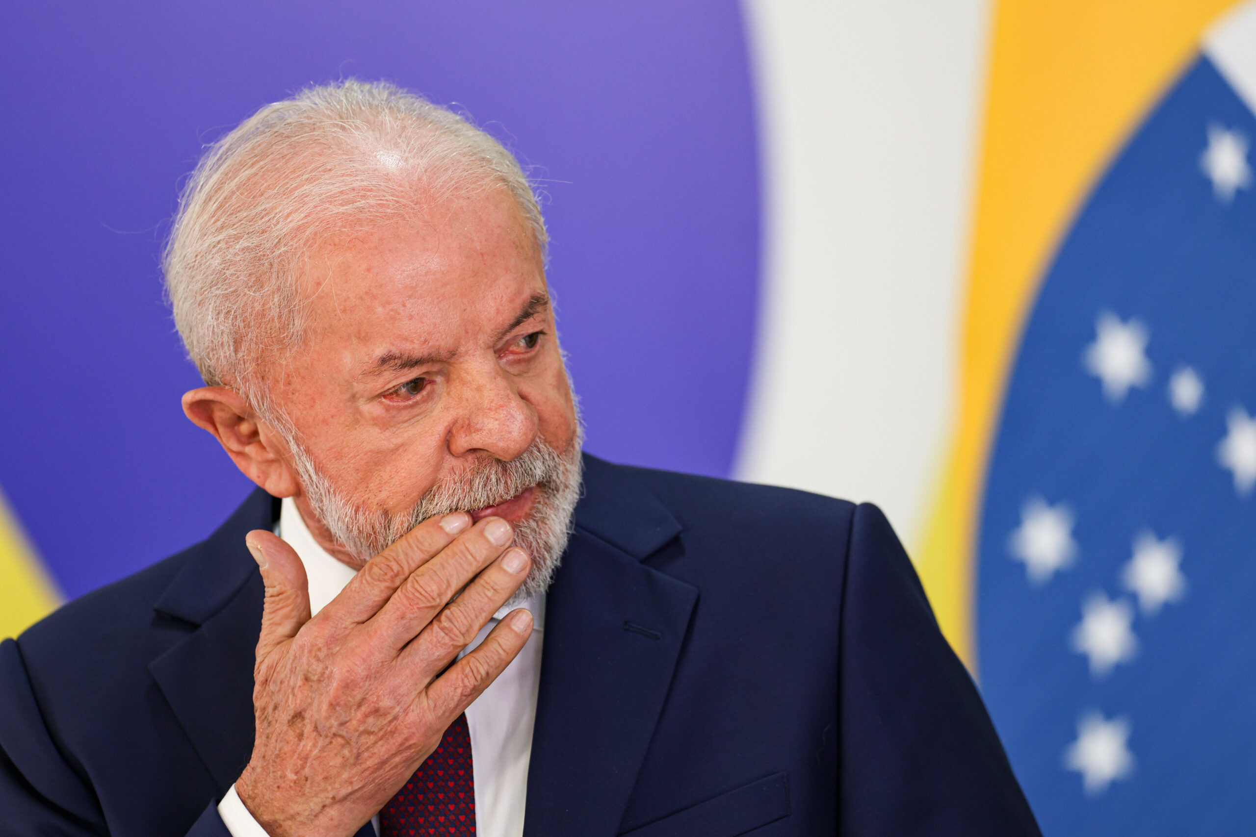 indulto-de-natal:-lula-exclui-condenados-pelo-8-de-janeiro