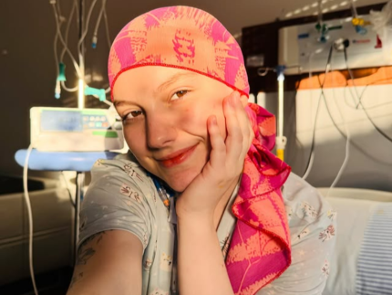 familia-de-isabel-veloso-celebra-avanco-no-quadro-de-saude-da-influenciadora:-“esta-acordada”