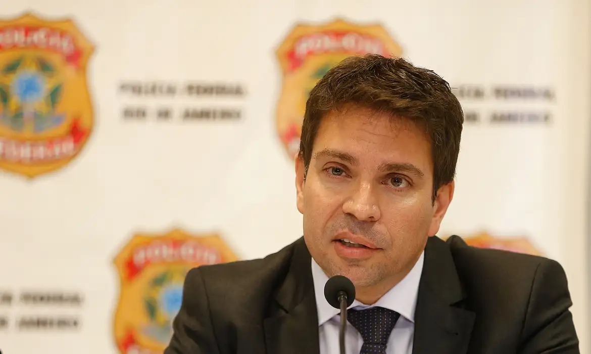 apos-ramagem-‘sumir’,-abin-pede-devolucao-de-dinheiro-repassado-a-ele