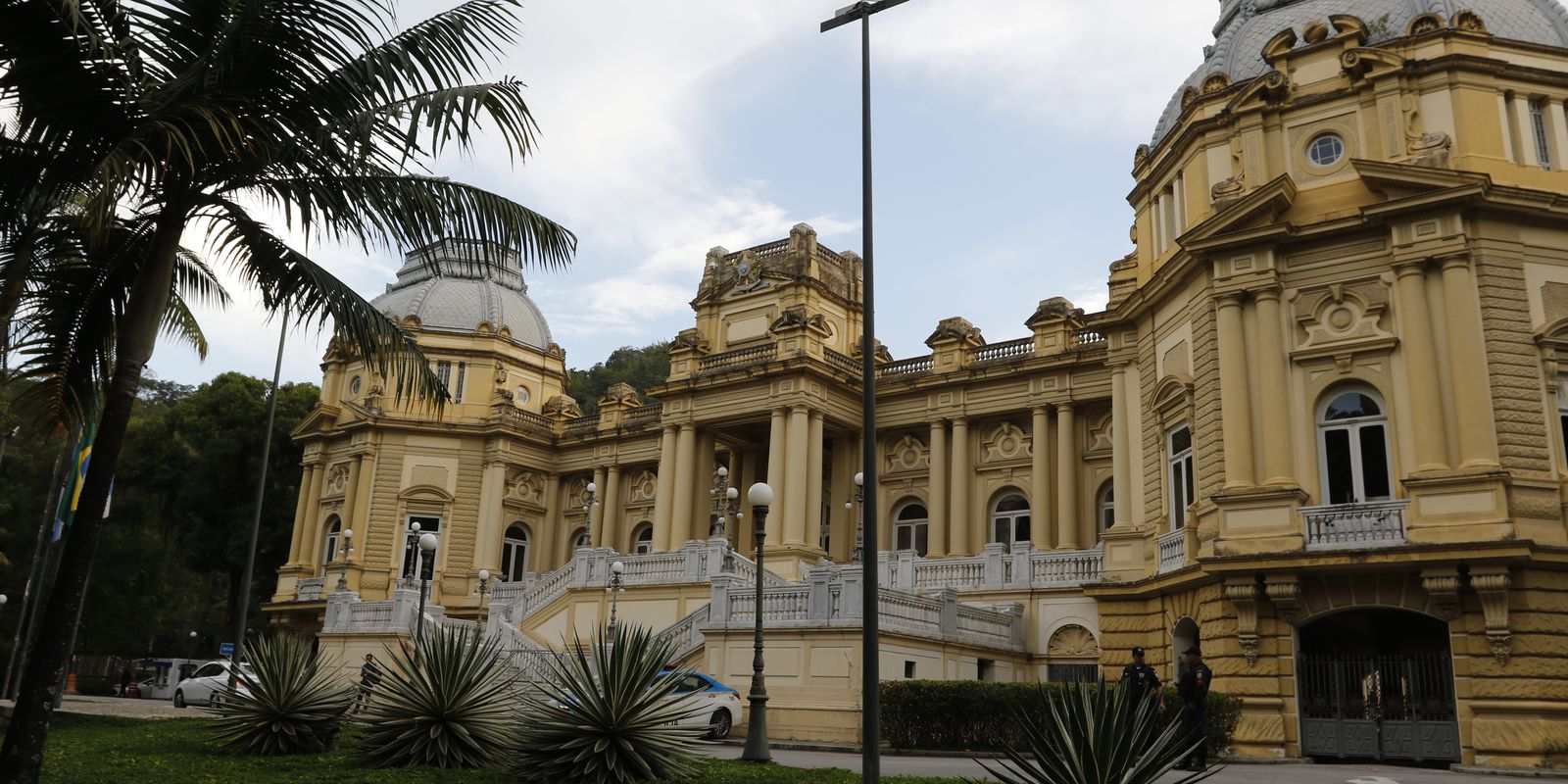 rio-sanciona-lei-de-adesao-ao-propag,-programa-para-refinanciar-divida