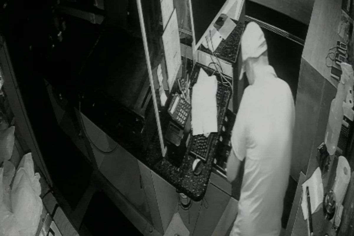 homem-de-tornozeleira-eletronica-rouba-comercio-no-interior-de-sp