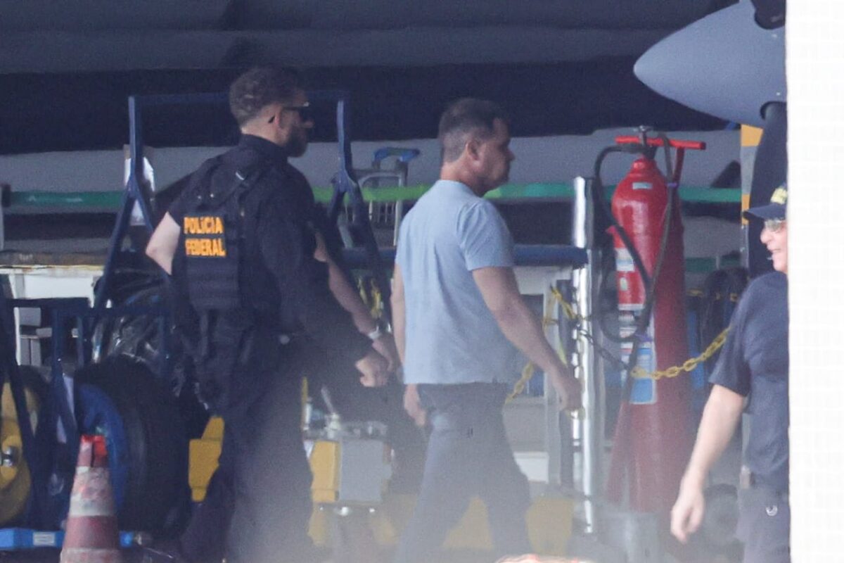 aviao-com-silvinei-chega-a-brasilia-apos-tentativa-de-fuga-frustrada