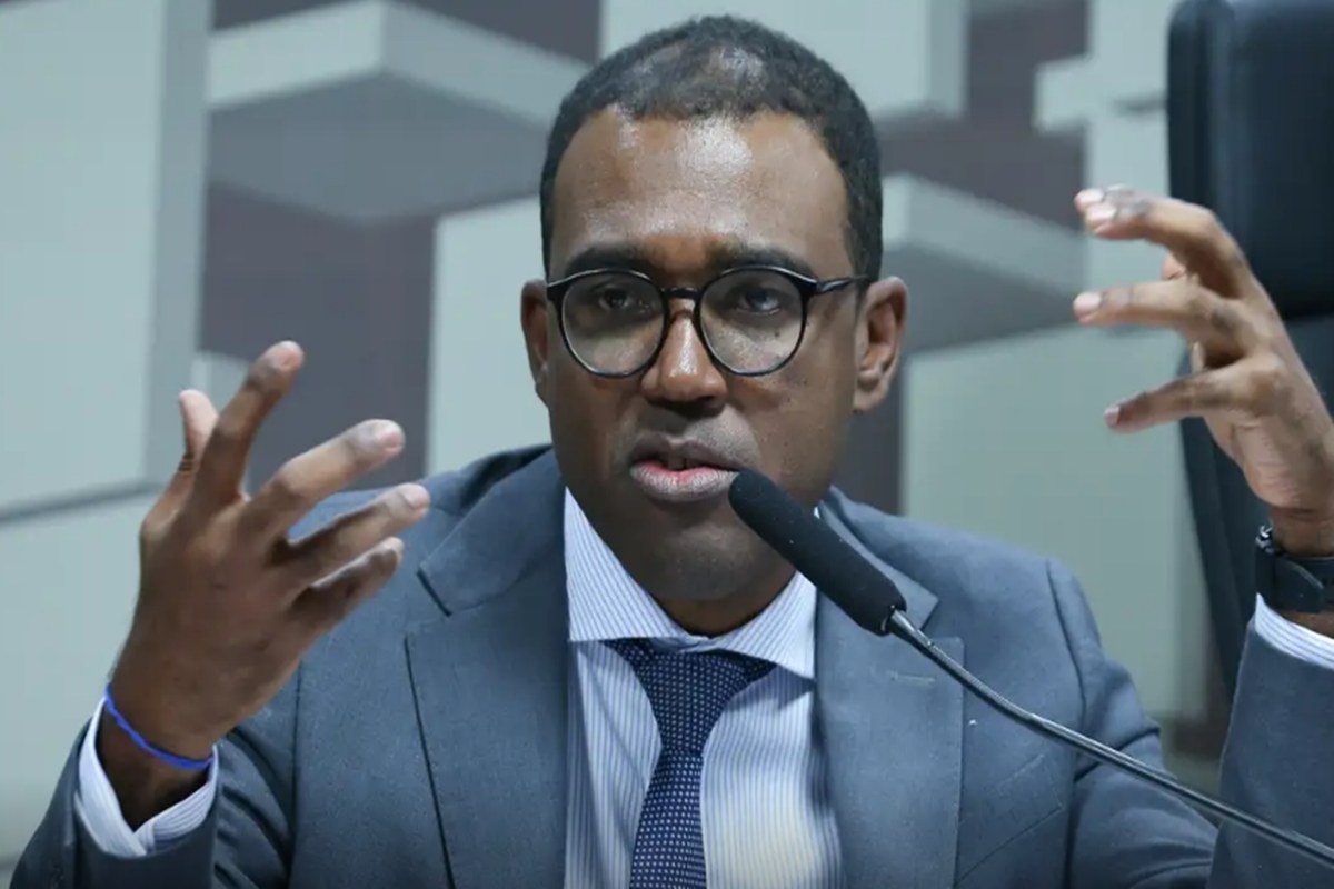 master:-bc-pede-esclarecimentos-sobre-presenca-de-diretor-em-acareacao