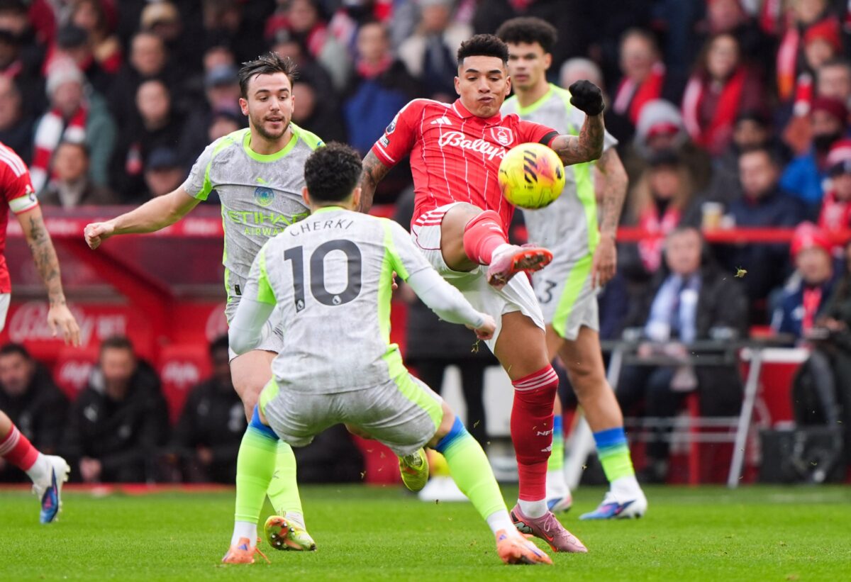 igor-jesus-recebe-elogio-de-guardiola-apos-jogo-contra-manchester-city