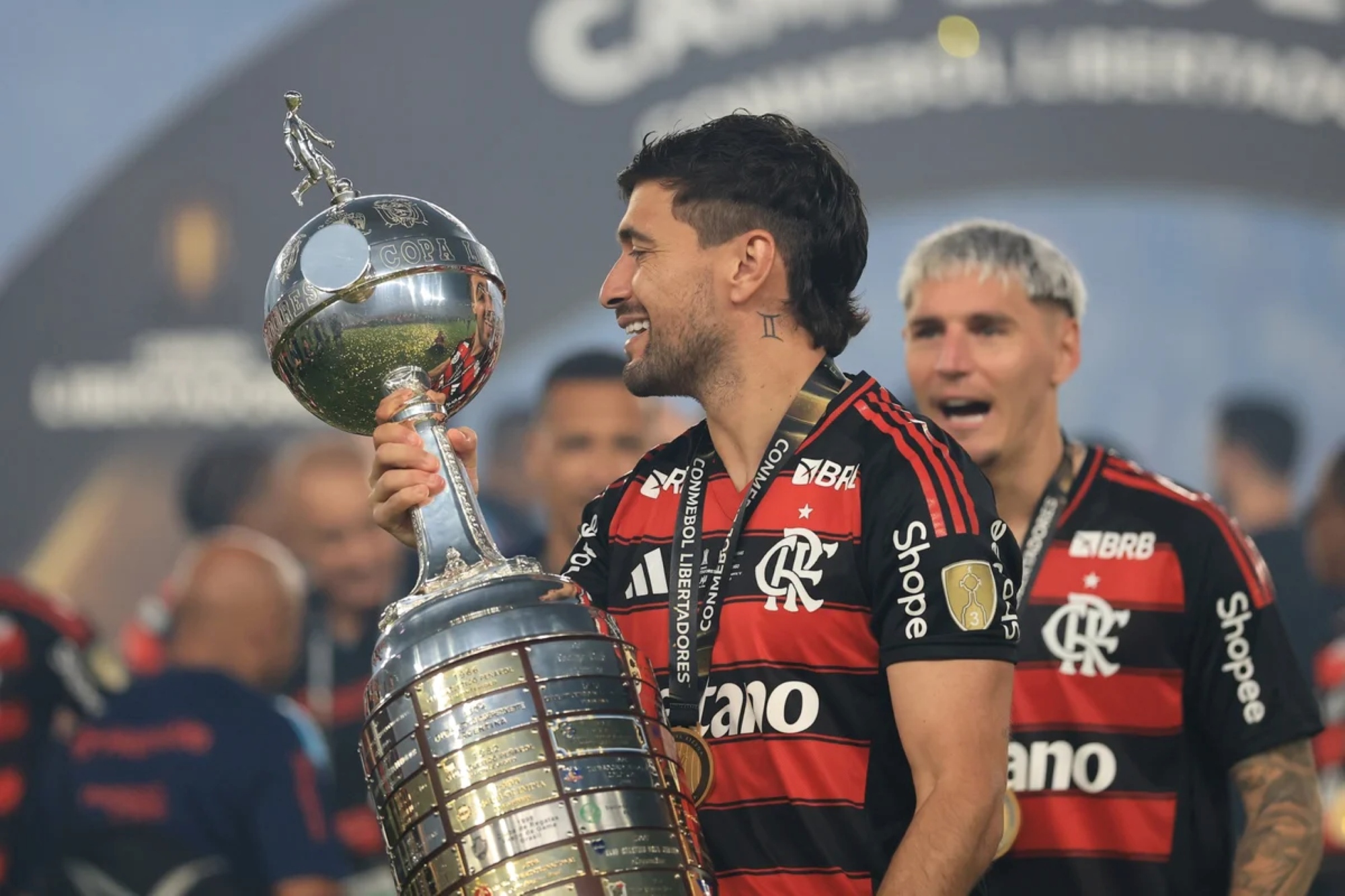 retrospectiva:-tetra-do-flamengo-na-libertadores-marca-mes-de-novembro