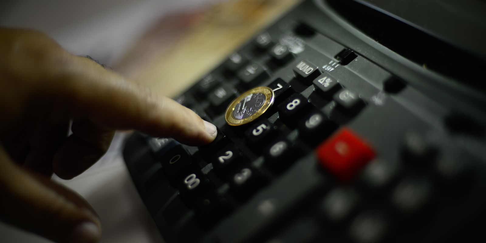 governo-central-registra-deficit-de-r$-20,2-bilhoes-em-novembro