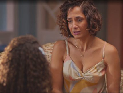 “dona-de-mim”:-ellen-foge-com-sofia,-maltrata-a-filha-e-desfecho-envolve-resgate-policial