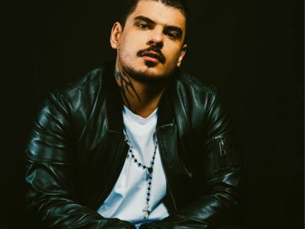 vintage-culture-abandona-palco-apos-mulher-arremessar-agua-durante-show