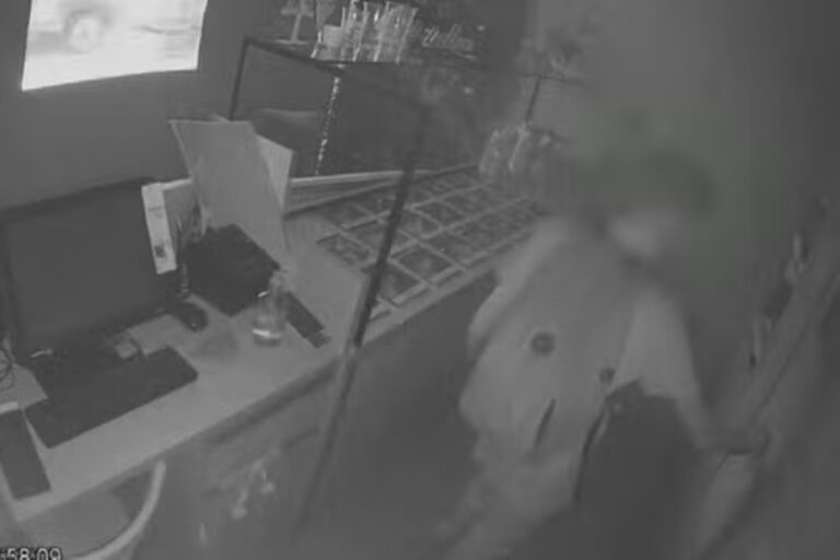 Adolescente é apreendido após furtar R$ 1 milhão em joias de loja