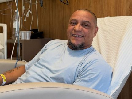roberto-carlos,-ex-selecao,-se-manifesta-apos-procedimento-medico