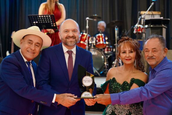 21530ade-57ac-46fe-83b7-82262d76b1f3