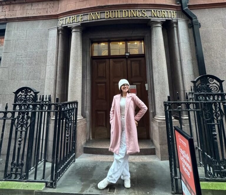 Jéssica Ingrede pega ‘busão’ em Londres e mostra curiosidades do transporte na Europa