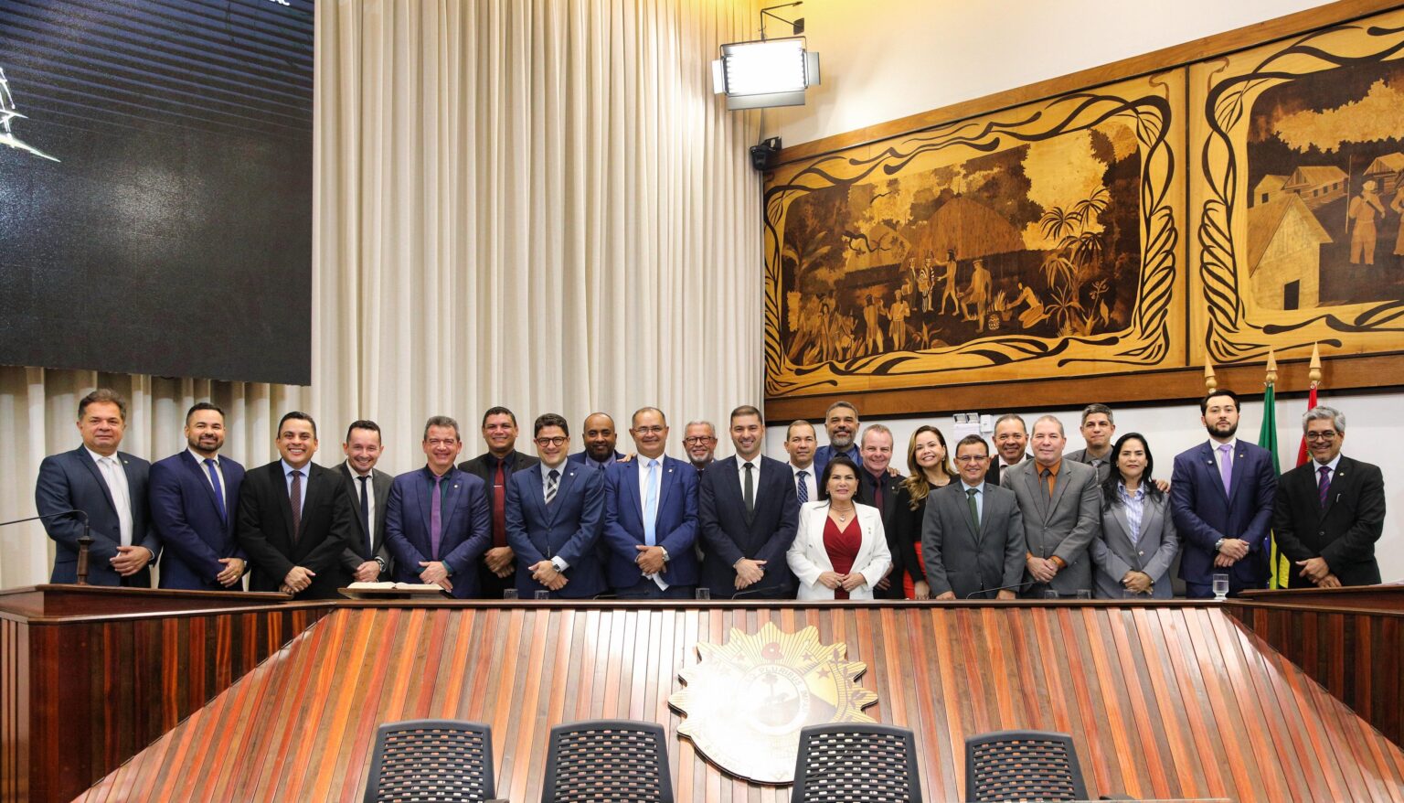 Aleac apresenta balanço legislativo de 2025 com quase 400 projetos protocolados