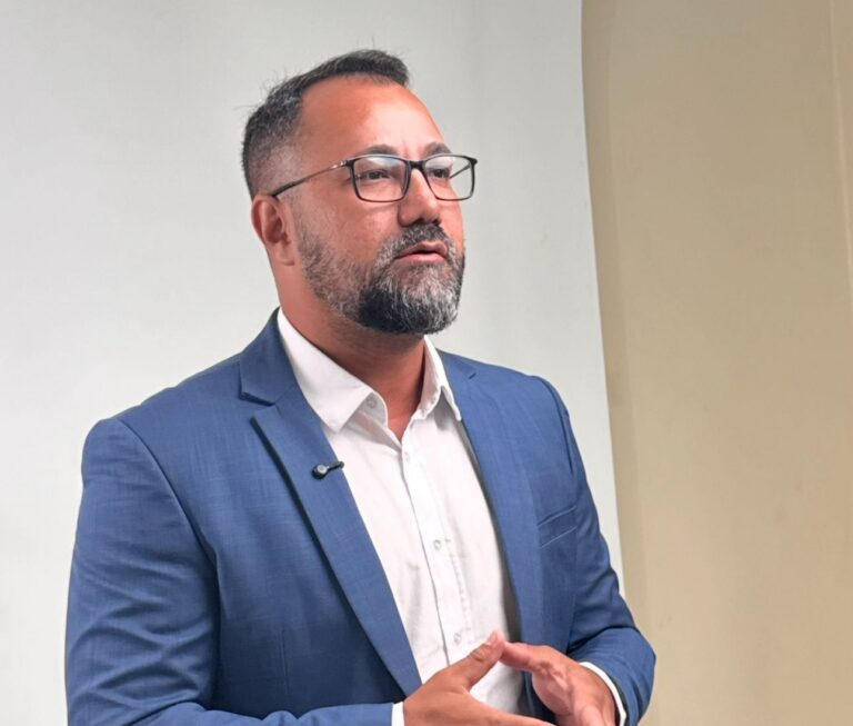 Prefeito Railson anuncia pavimentação, casas e nova ponte em Feijó para 2026; confira